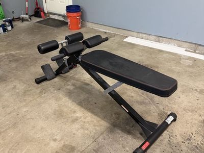 Adjustable Abdominal Workout Bench for Core & Sit-Ups, Black - Home Gym Fitness Equipment