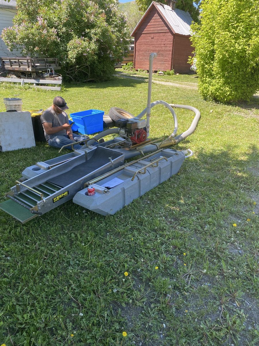 Gold dredge