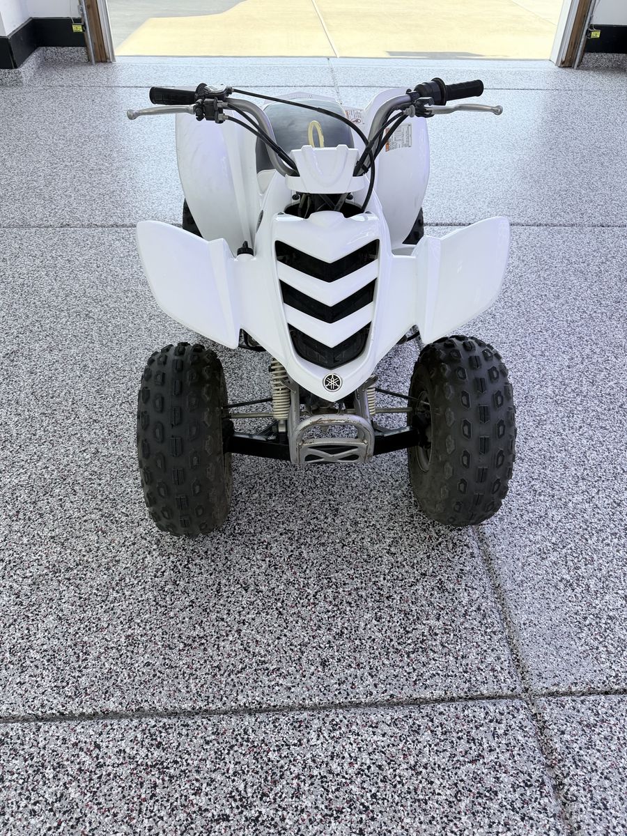 Main image 3