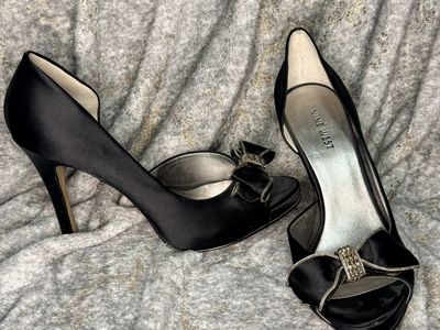 Nine West Black Bow Detail Open-Toe Formal Heels - Size 8.5