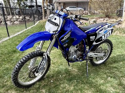 1999 Yamaha YZ400F
