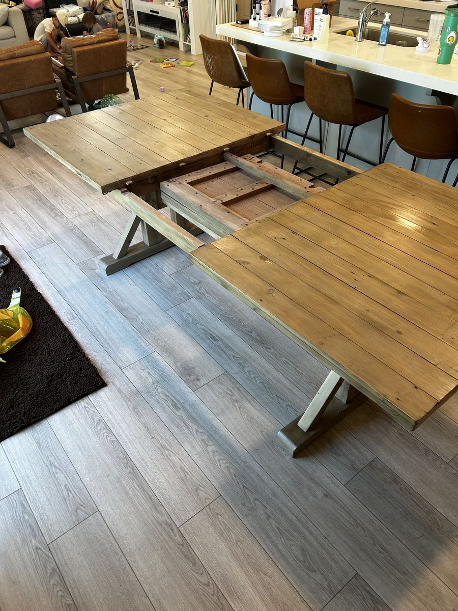 Main image 6
