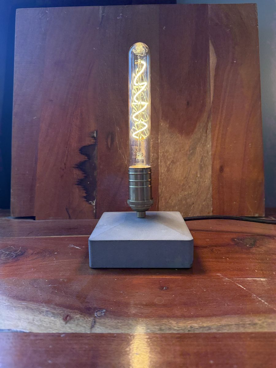 Dtchss German Industrial Style Concrete Base Edison Bulb Lamp