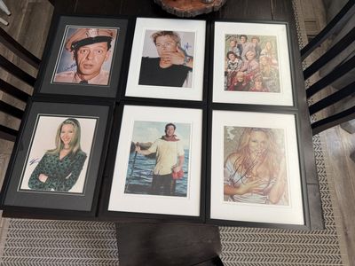 Genuine autographed photos