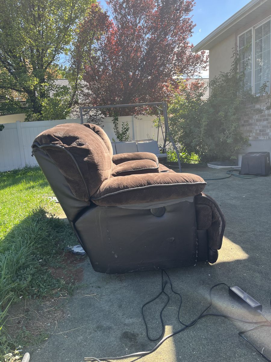 2 seater recliner couch