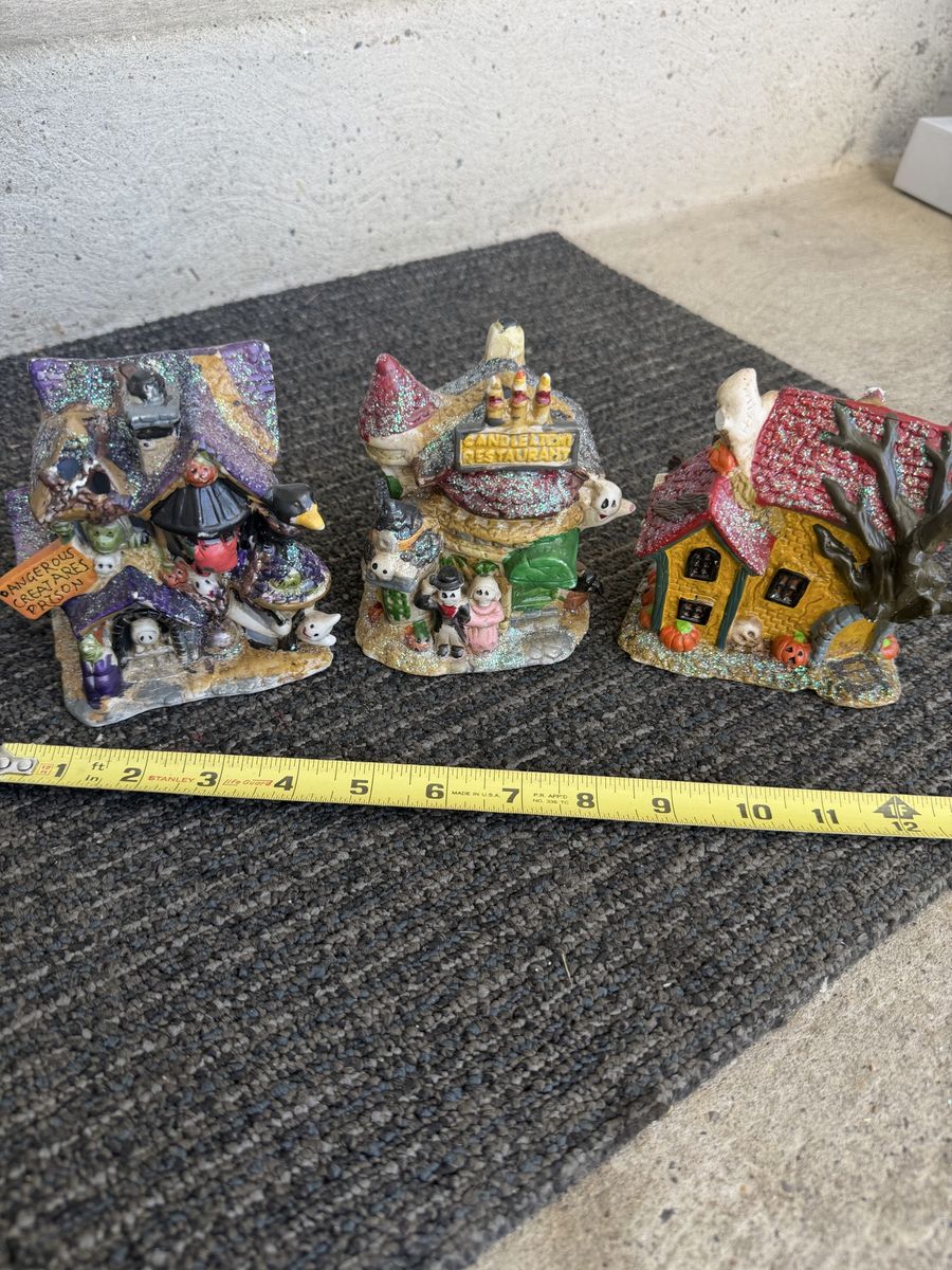 Lot of 3 Spooky Halloween Village Miniature Houses Figurine Decor