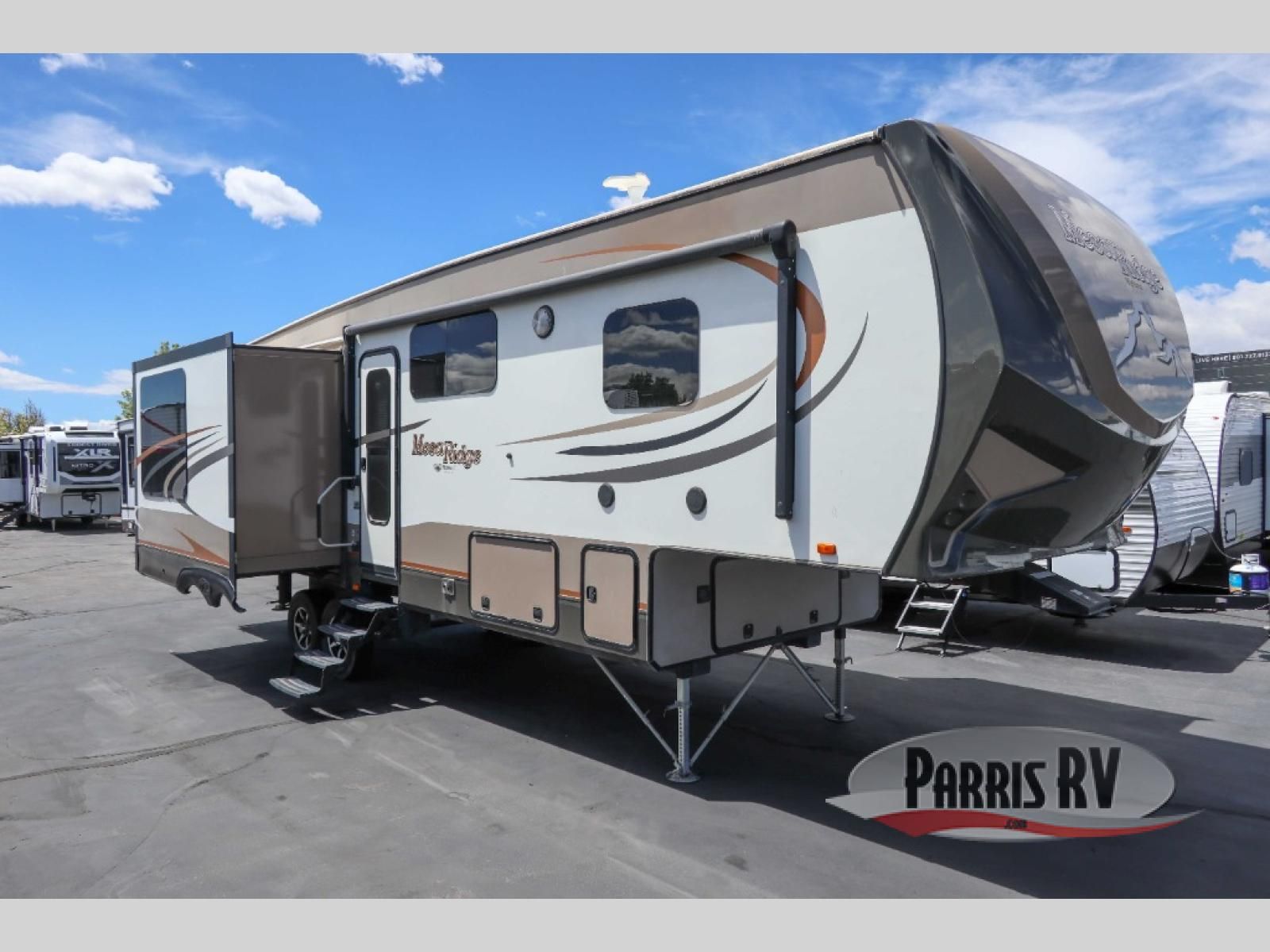 Used 2016 Highland Ridge RV Mesa Ridge MF337RLS