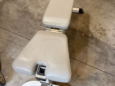 Tuff Stuff Adjustable Weight Bench with Leg Support - Gray/White