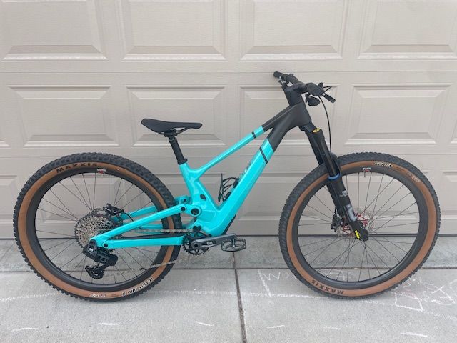 2023 Scott Genius ST 910 Carbon (Small) - Brand-New w/ carbon wheels