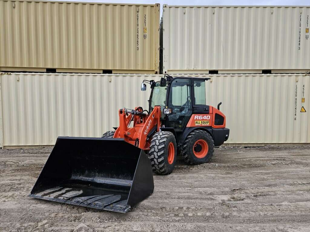 Kubota R640 Wheel Loader for Rent