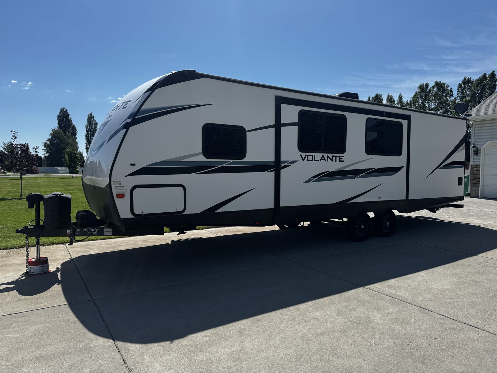 2022 Volante Crossroads *FULLY FURNISHED*