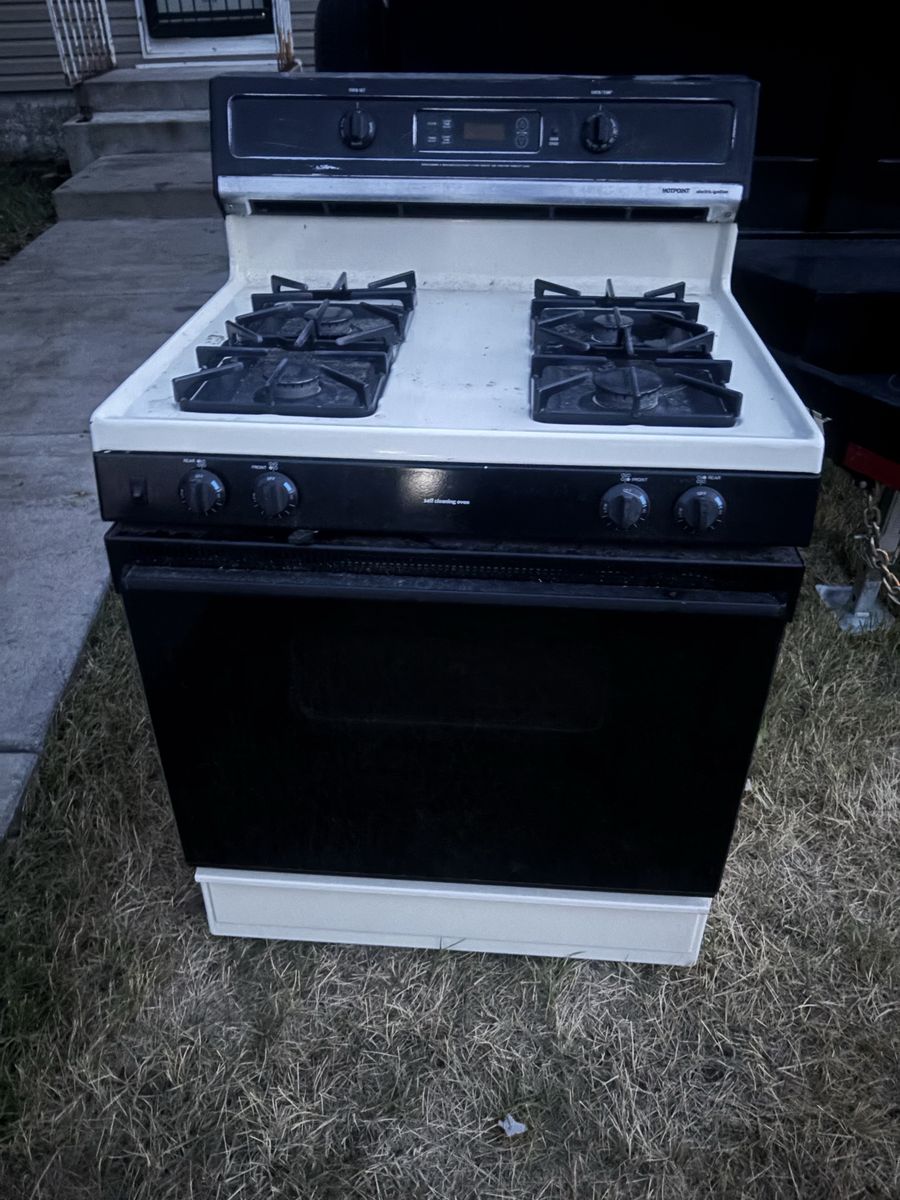 Natural gas range 