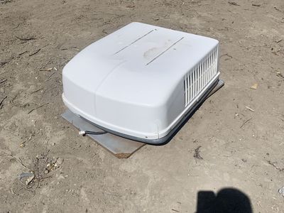 Rooftop RV/Camper A/C unit 29 Amp Duo-Therm