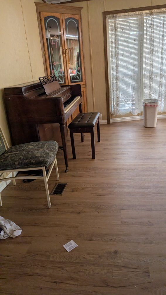 upright piano