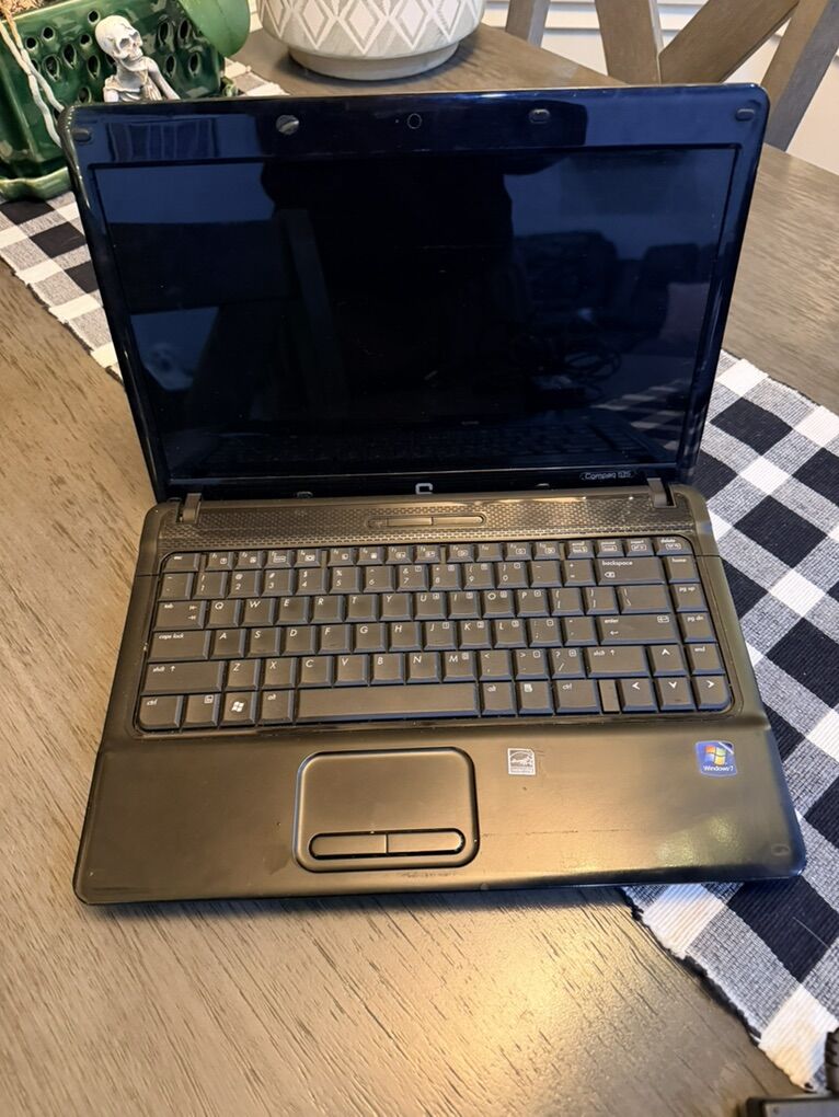 COMPAQ 515 Laptop