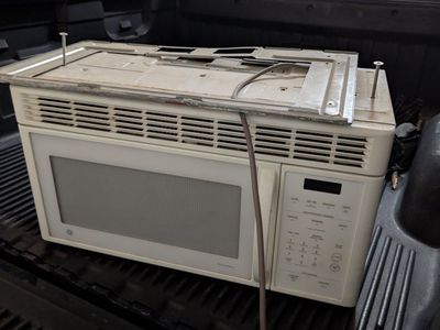 GE Spacemaker Over-the-Range Microwave - White
