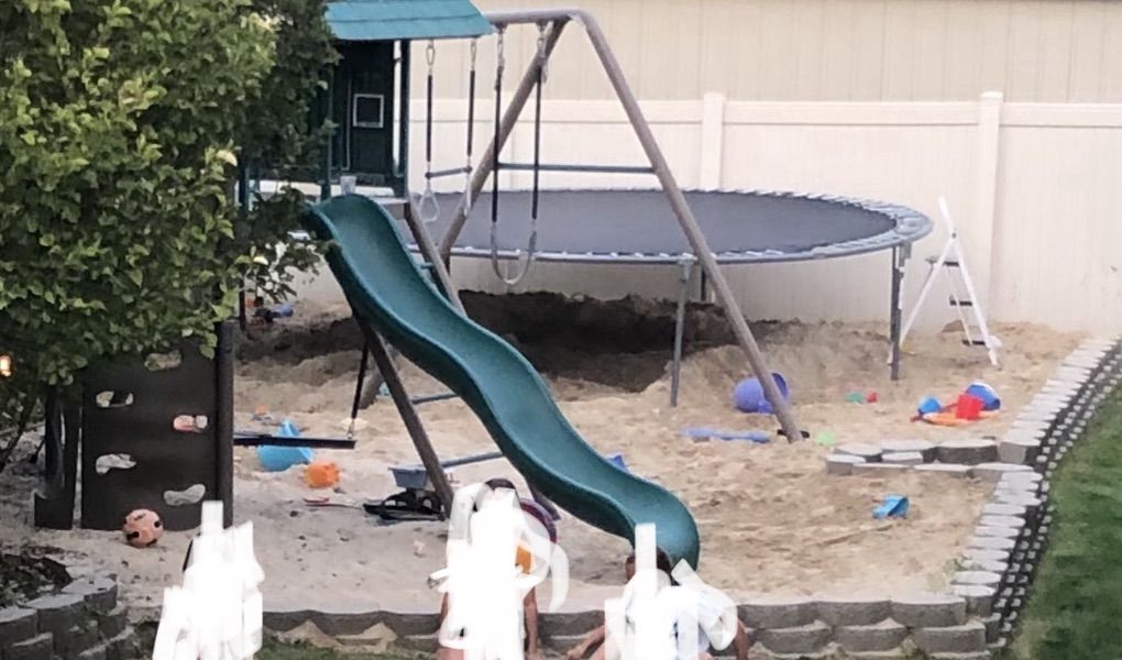 ****FREE PLAYGROUND & PAVER SAND****