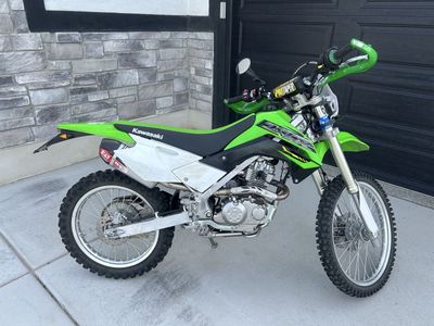 Kawasaki KLX 140R F