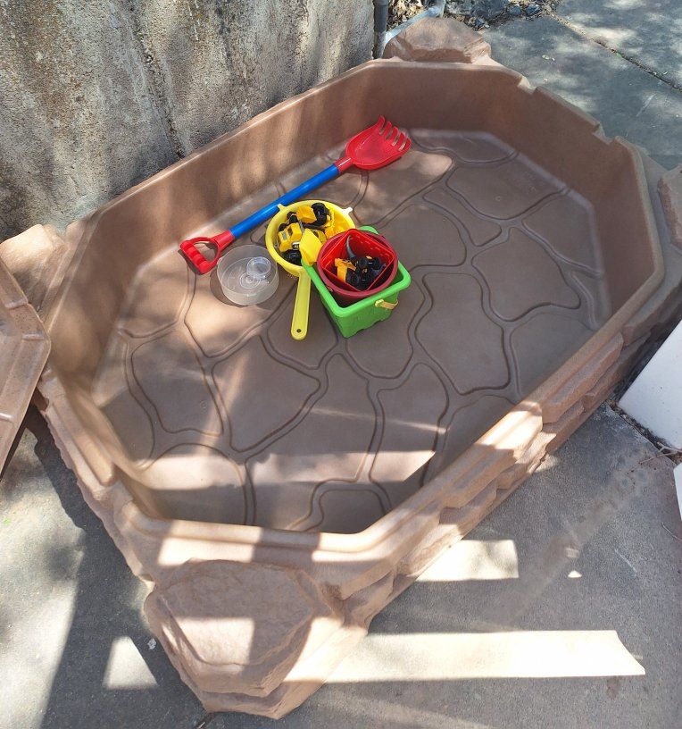 Step2 Naturally Playful Sandbox