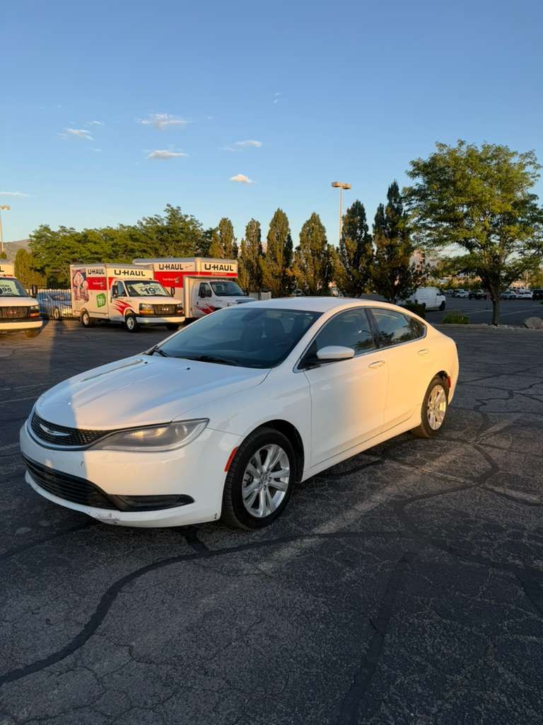 2016 Chrysler 200 Touring