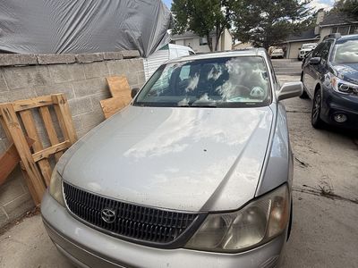 2000 Toyota Avalon XLS