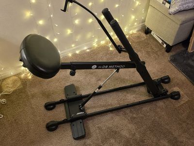 DB Method Squat Machine