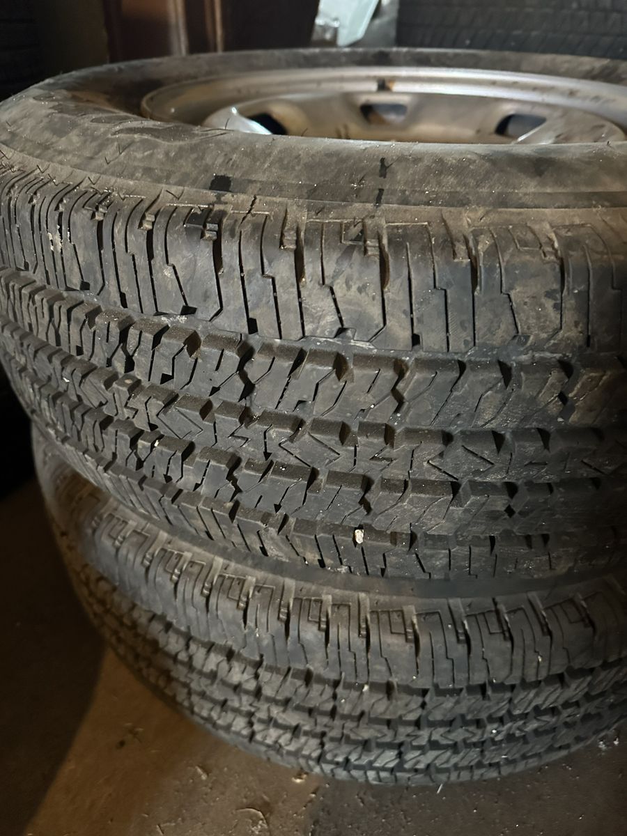 Ford truck tires and rim 8 lug pattern