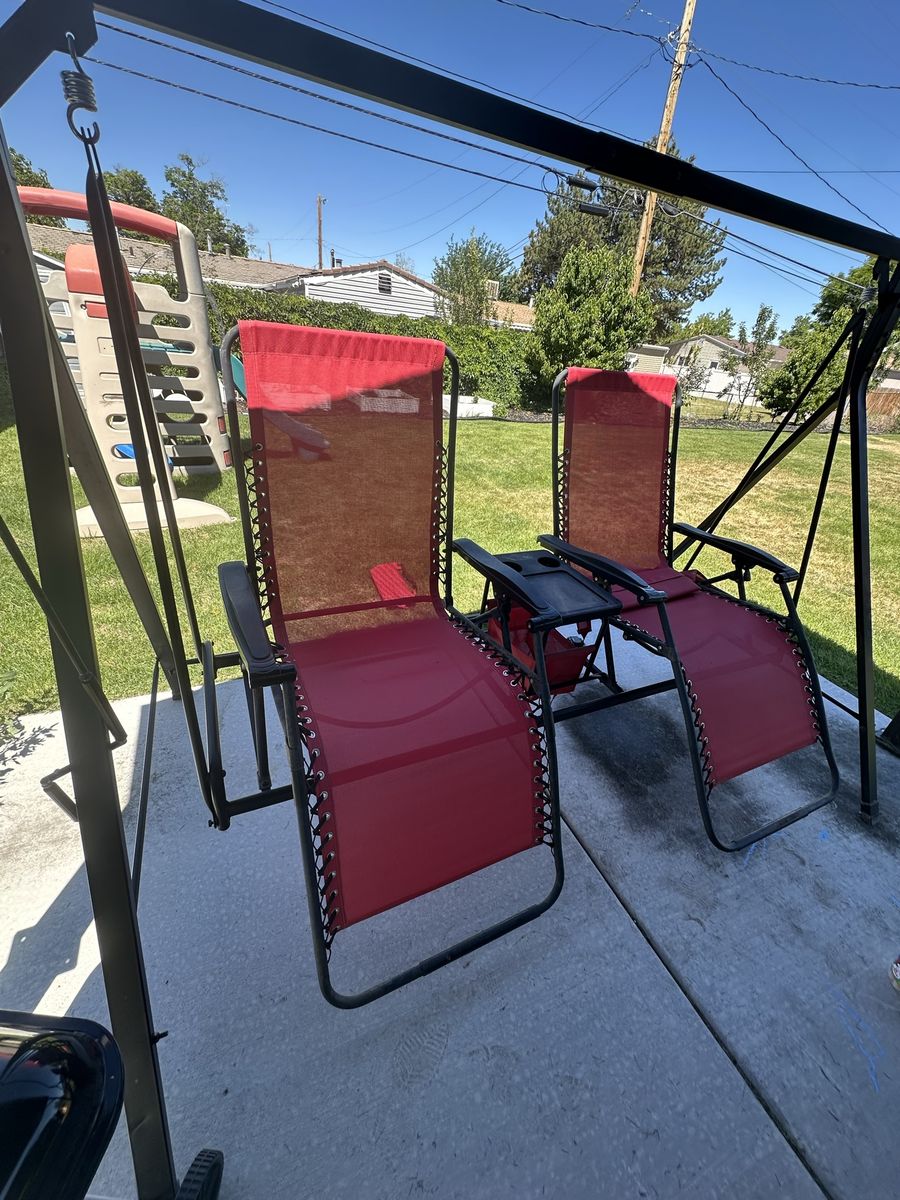 Red Zero Gravity Double Patio Swing Lounge Chair with Cupholder Tray, Outdoor Relaxer