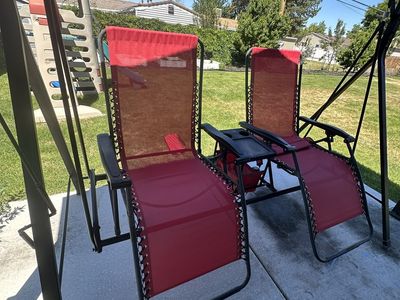 Red Zero Gravity Double Patio Swing Lounge Chair with Cupholder Tray, Outdoor Relaxer
