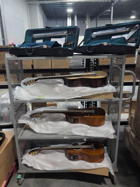 Weekly Local Guitar Auction: Over 37 guitars up for auction ends this Tuesday 9 AM