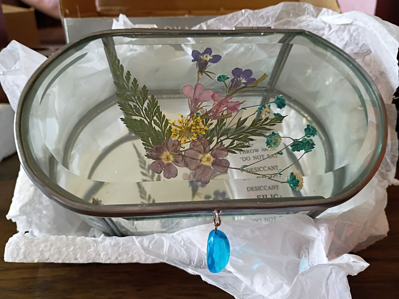 Royal Limited Silver Collection from 2000 NIB Glass Jewelry Box with Pressed Flowers