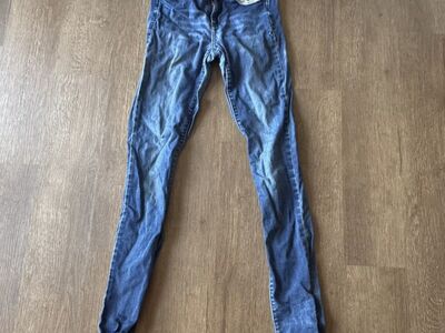 Calvin Klein Ultimate Skinny Dark Wash Jeans 2x32