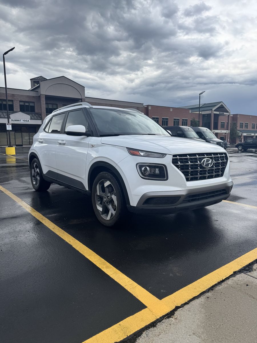 2021 Hyundai Venue SEL