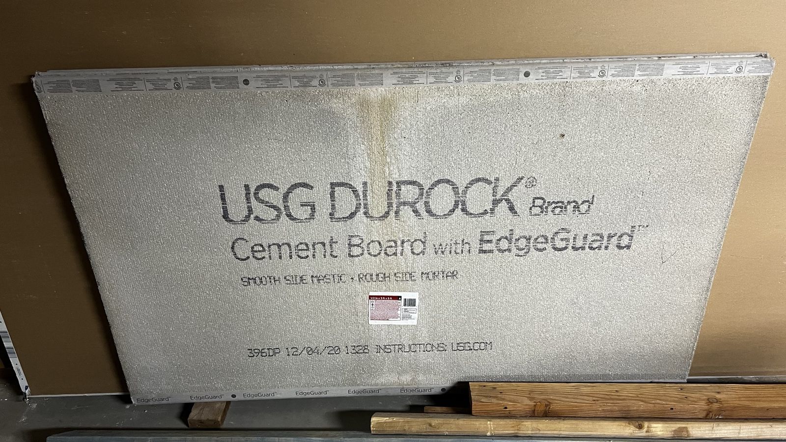 USG DUROCK 1/2" x 3' x 5' Cement Board with EdgeGuard