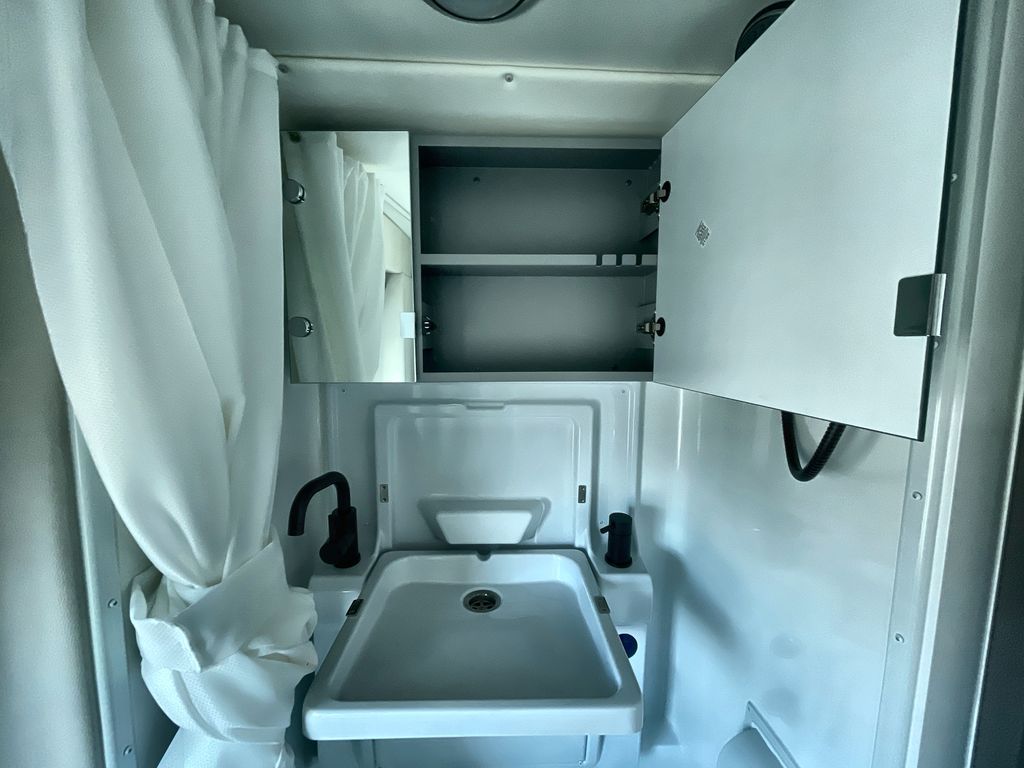 Main image 39