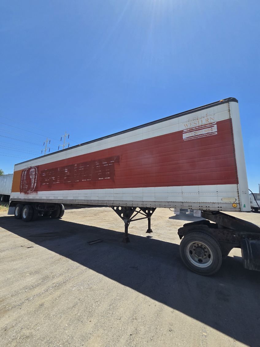 1979 UTILITY 45' DRY VAN TRAILER - ALUMINUM FLOOR - GREAT FOR STORAGE - FLATBED