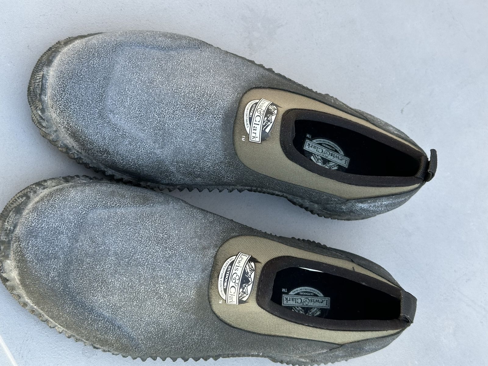 Women’s water/garden shoes