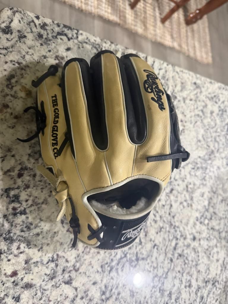 Rawlins Pro Preferred 11.5" Glove