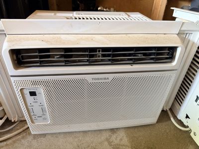Toshiba RAC-WK0612CRRU Window Air Conditioner