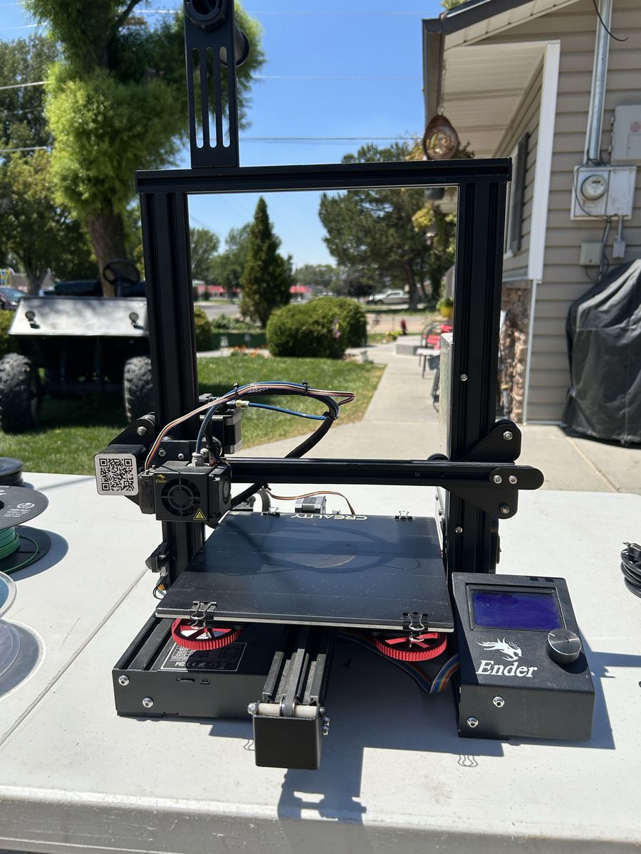 Creality Ender 3 3D Printer with Upgraded Leveling Knobs and Accessories