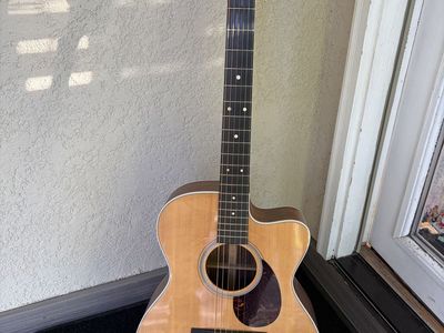 Martin OMCPA4 Rosewood Guitar in Excellent Condition - Made in Nazareth, PA