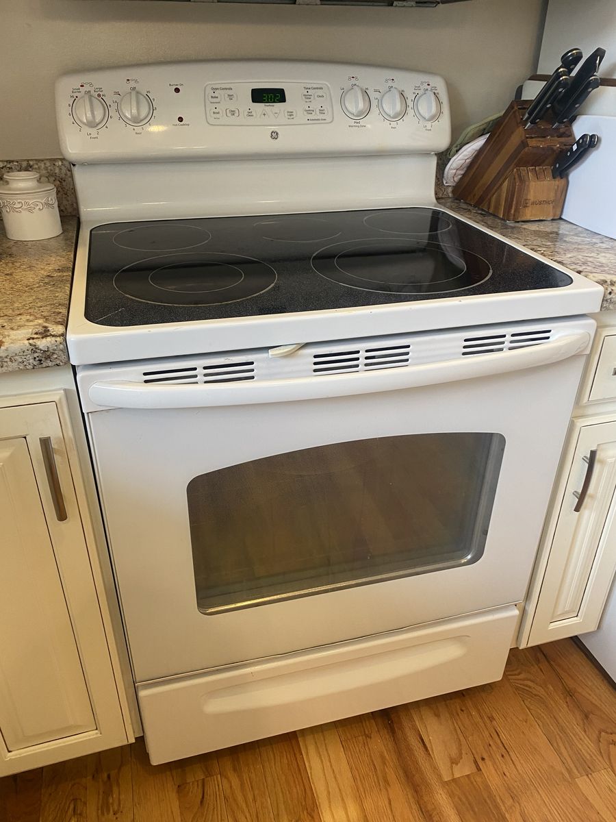 Glass Top Electric Range