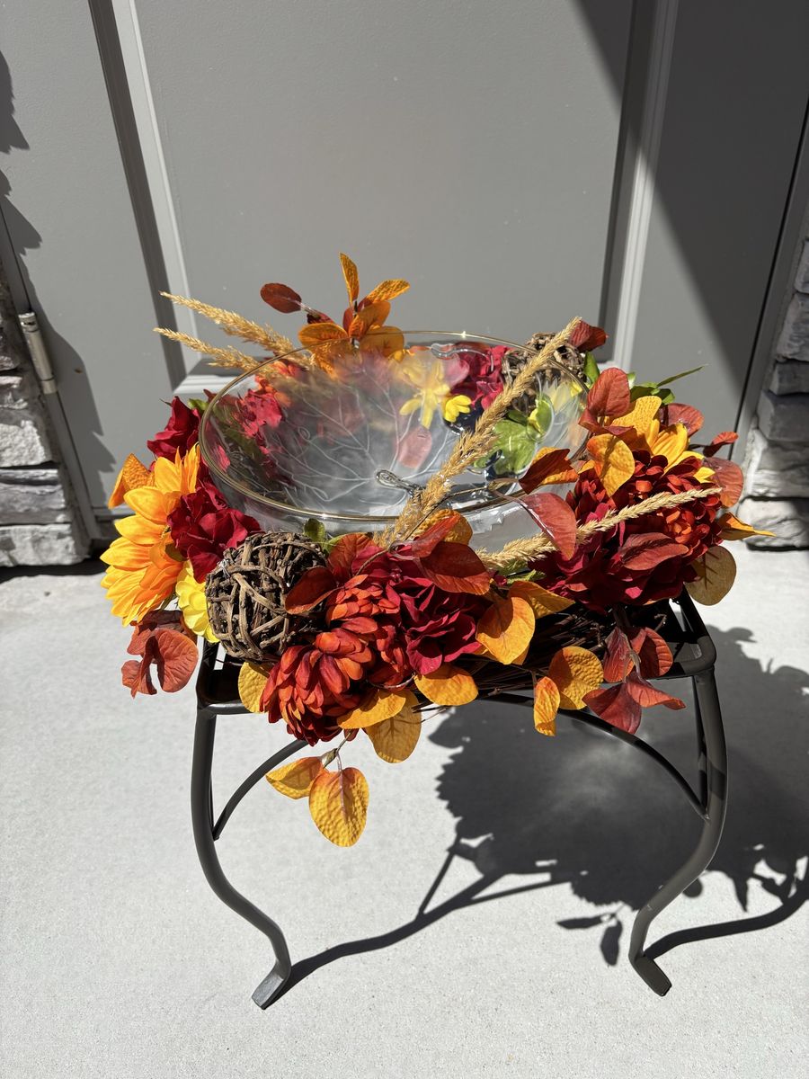 Autumn Floral Wreath with Clear Embossed Glass Centerpiece Bowl