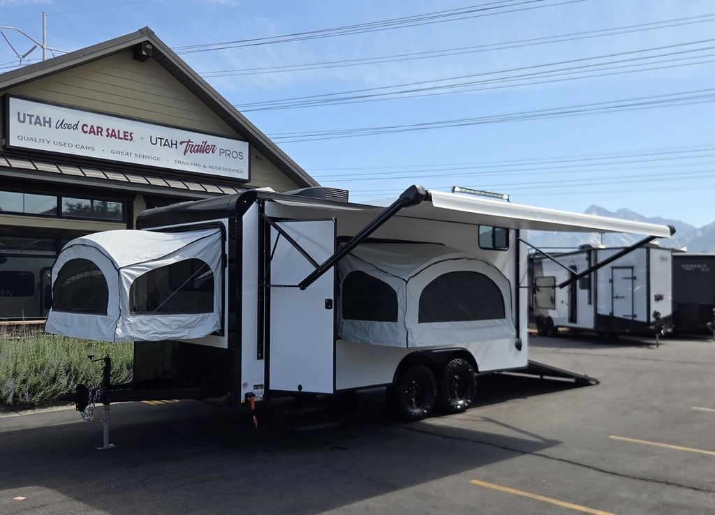 2026 RAYNGER 8x18 / 8.5x18 Toy Hauler Travel Trailer w/3 Pop Out Tents New