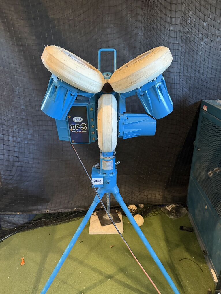 JUGS BP3 Pitching Machine w Remote Changeup