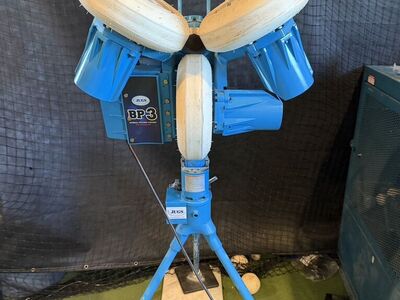 JUGS BP3 Pitching Machine w Remote Changeup
