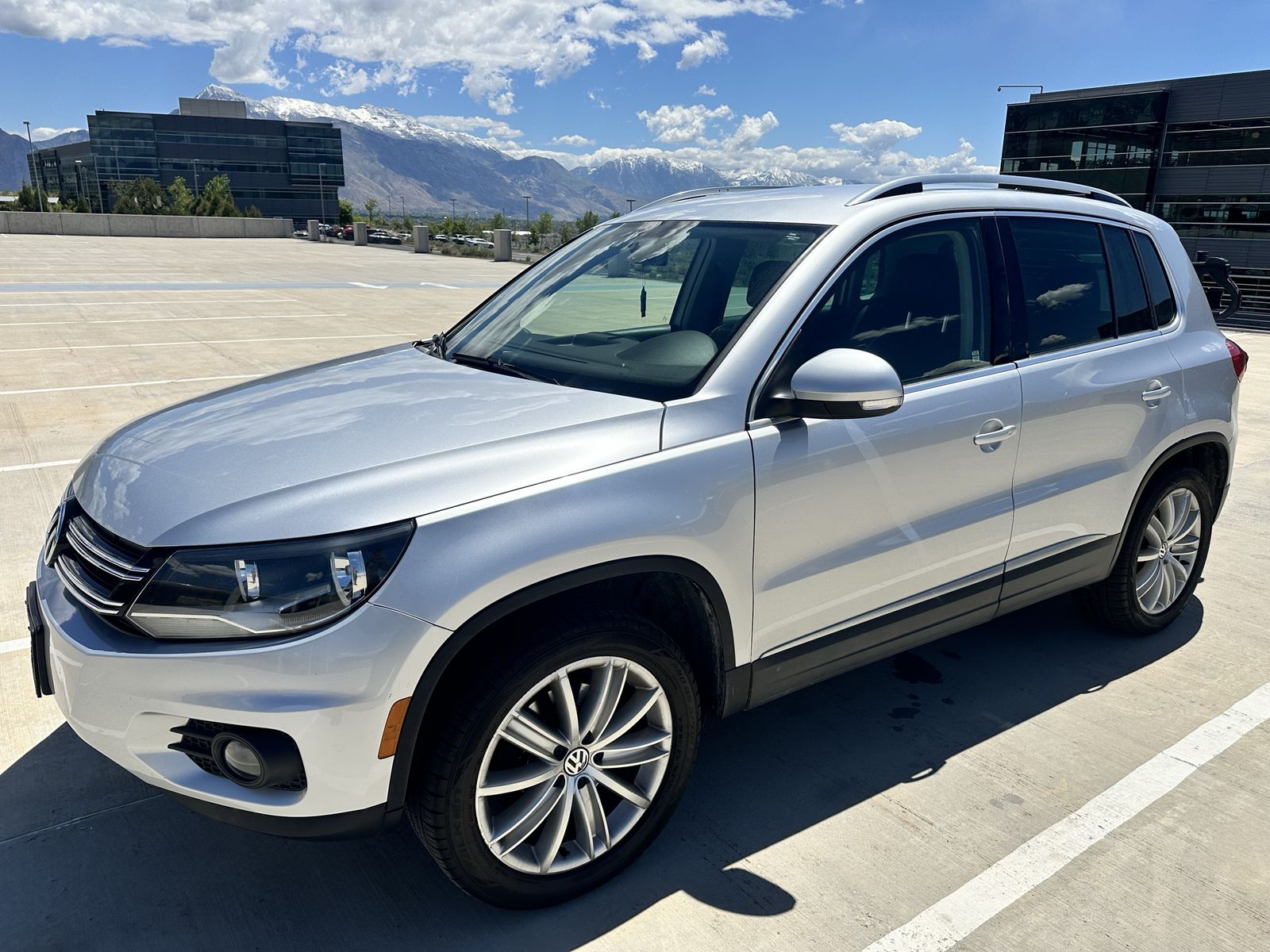 2014 Volkswagen Tiguan 2.0T SE 4Motion