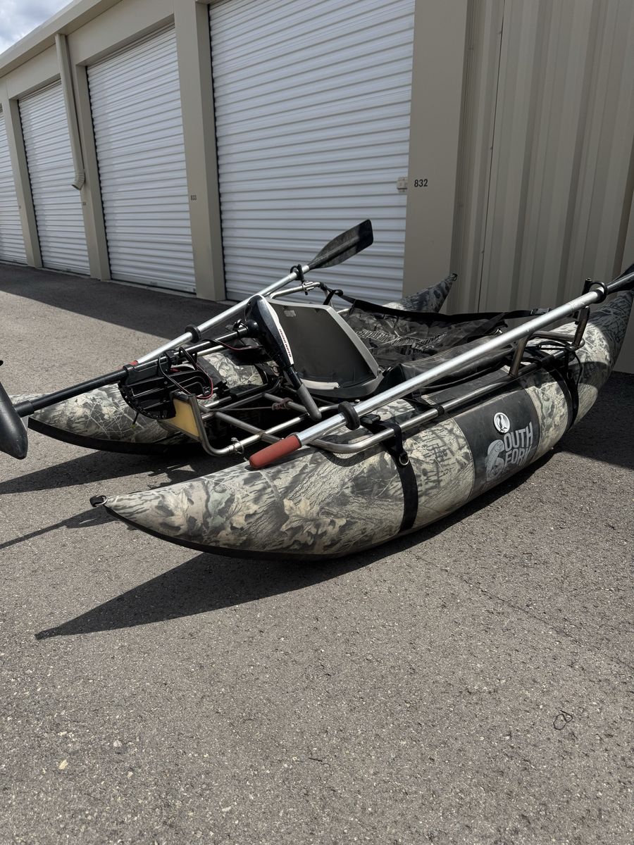 South Fork Fishing Pontoon Boat w/ Minn Kota – Ready to Fish