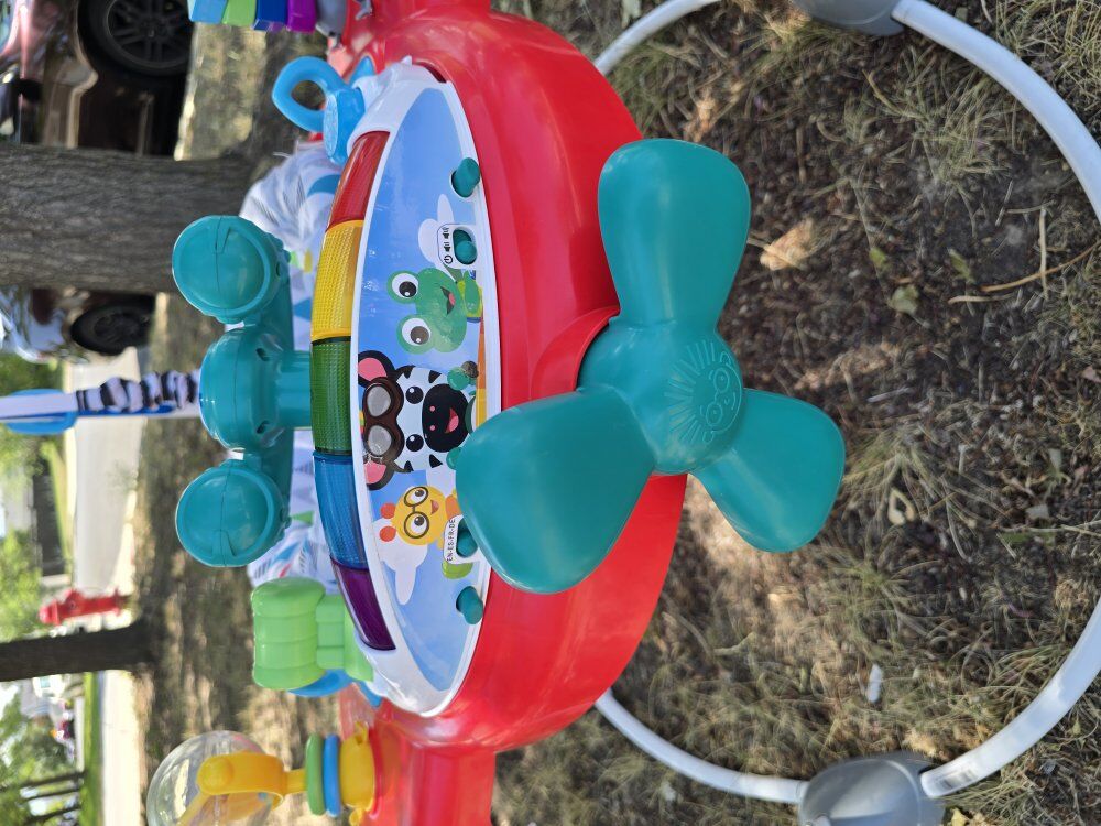 2-in-1 jumper rotates 360 degrees