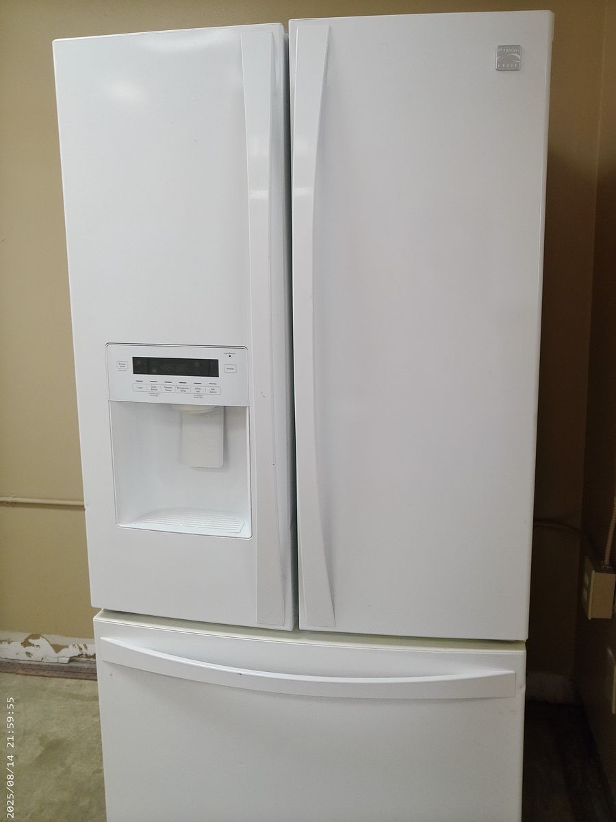 Kenmore  Bottom Freezer Refrigerator~90 Day Guarantee